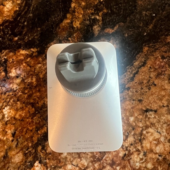 Mag Safe bundle! - Picture 8 of 13